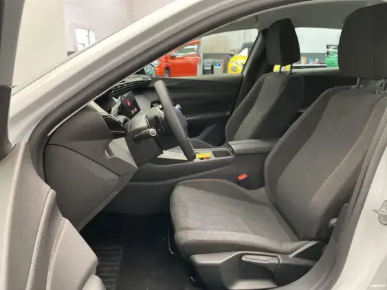 PEUGEOT 308 III - voiture d'occasion - Photo 18