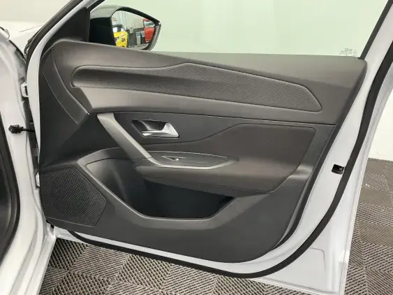 PEUGEOT 308 III - voiture d'occasion - Photo 20