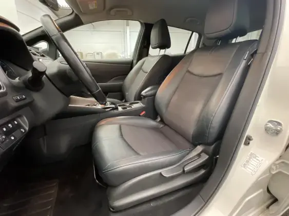 NISSAN LEAF II - voiture d'occasion - Photo 18