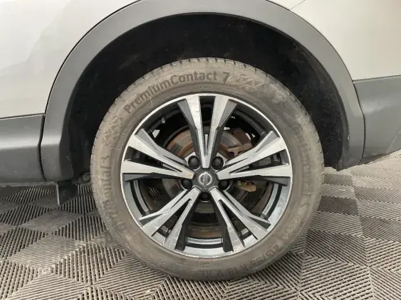 NISSAN QASHQAI II - voiture d'occasion - Photo 24