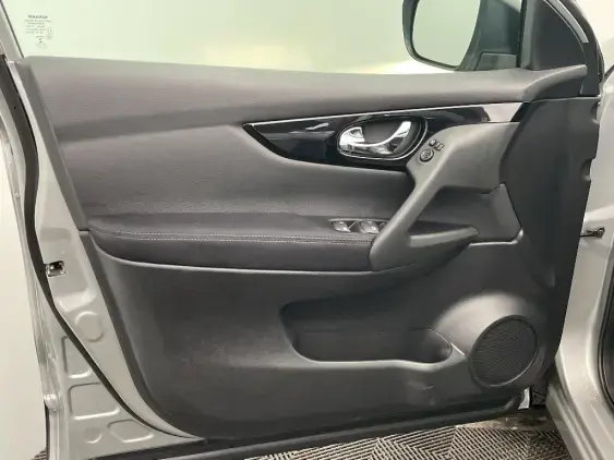 NISSAN QASHQAI II - voiture d'occasion - Photo 19