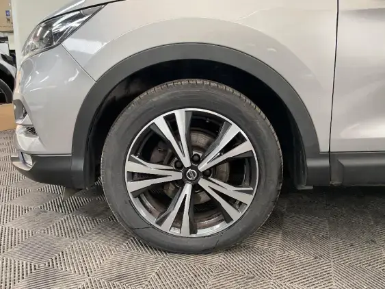 NISSAN QASHQAI II - voiture d'occasion - Photo 23