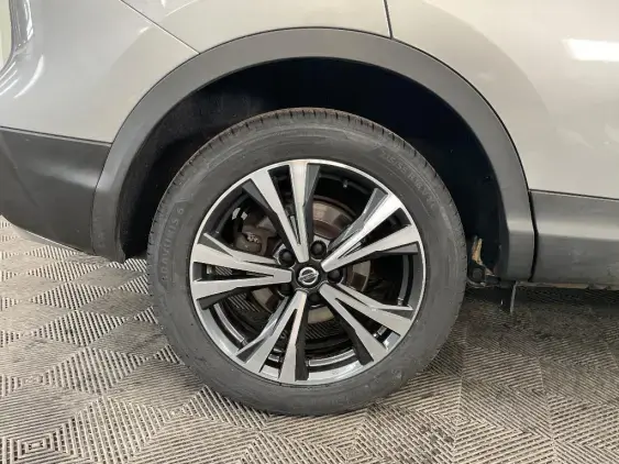 NISSAN QASHQAI II - voiture d'occasion - Photo 25