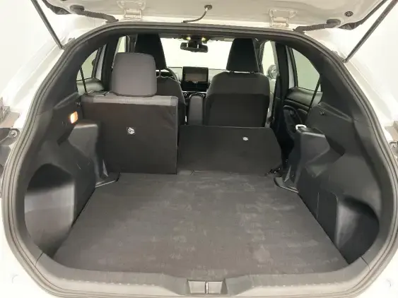 TOYOTA YARIS CROSS I - voiture d'occasion - Photo 16