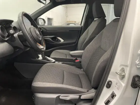 TOYOTA YARIS CROSS I - voiture d'occasion - Photo 18