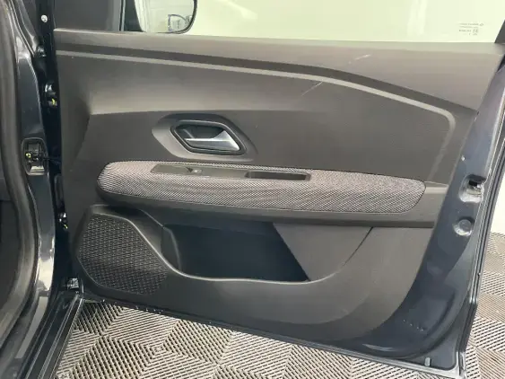 DACIA SANDERO III - voiture d'occasion - Photo 20