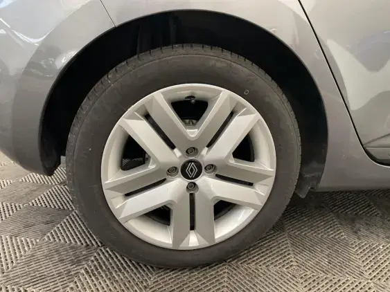 RENAULT CLIO V - voiture d'occasion - Photo 25