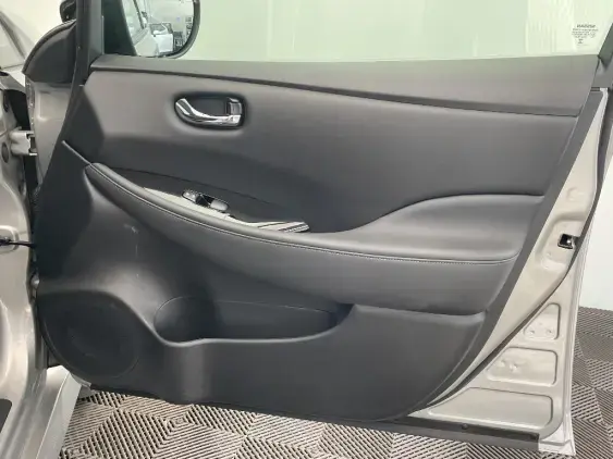 NISSAN LEAF II - voiture d'occasion - Photo 20