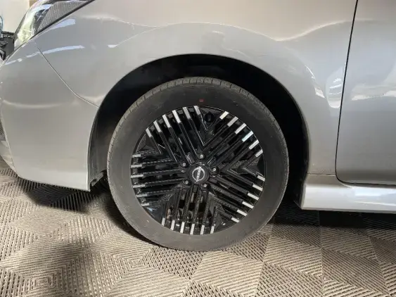 NISSAN LEAF II - voiture d'occasion - Photo 23