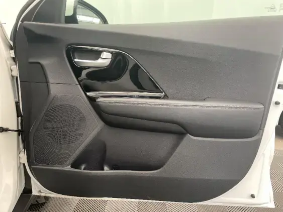 KIA NIRO - voiture d'occasion - Photo 20