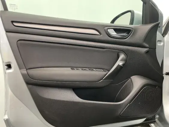 RENAULT MEGANE IV - voiture d'occasion - Photo 19