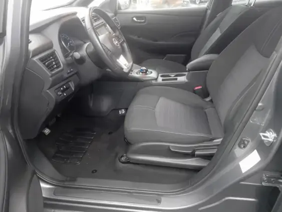 NISSAN LEAF II - voiture d'occasion - Photo 17