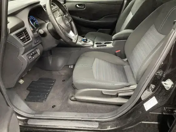 NISSAN LEAF II - voiture d'occasion - Photo 17