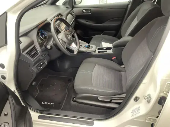 NISSAN LEAF II - voiture d'occasion - Photo 17