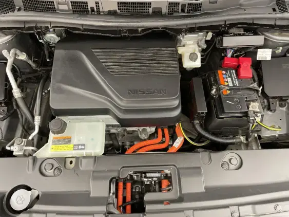 NISSAN LEAF II - voiture d'occasion - Photo 21