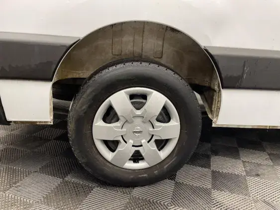 NISSAN NV400 FG I - voiture d'occasion - Photo 20