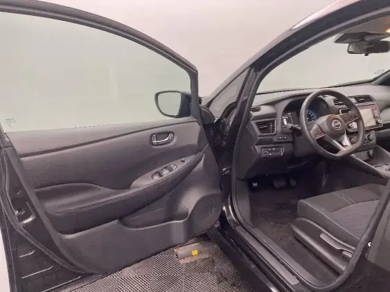 NISSAN LEAF II - voiture d'occasion - Photo 18