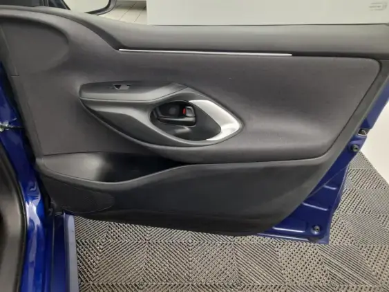 TOYOTA YARIS IV - voiture d'occasion - Photo 20