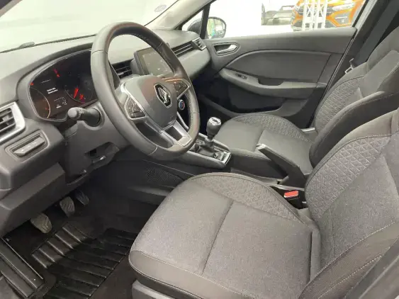 RENAULT CLIO V - voiture d'occasion - Photo 17