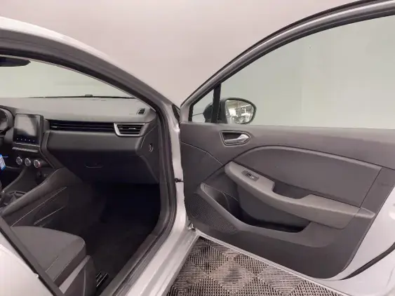 RENAULT CLIO V - voiture d'occasion - Photo 18