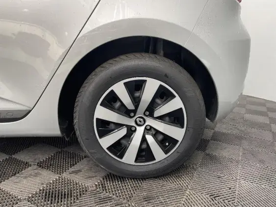 RENAULT CLIO V - voiture d'occasion - Photo 22