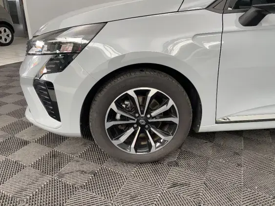 RENAULT CLIO V - voiture d'occasion - Photo 23