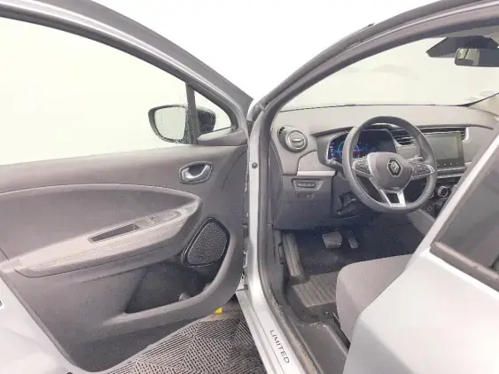 RENAULT ZOE - voiture d'occasion - Photo 19