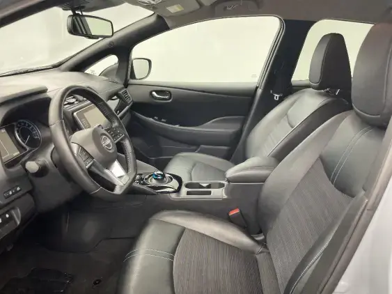 NISSAN LEAF II - voiture d'occasion - Photo 18