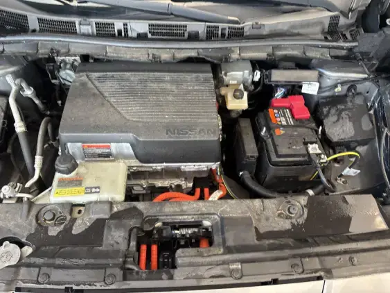 NISSAN LEAF II - voiture d'occasion - Photo 21