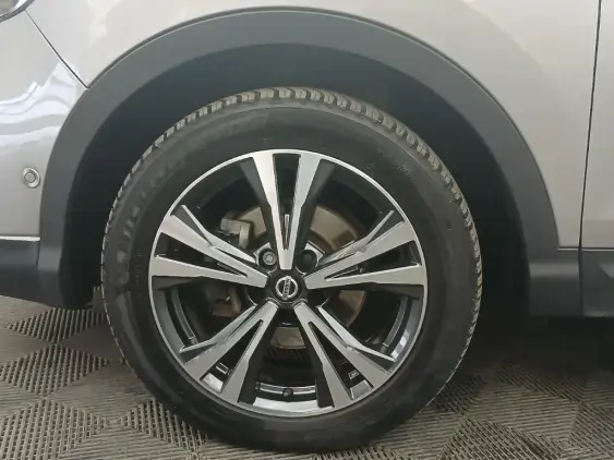 NISSAN QASHQAI II - voiture d'occasion - Photo 23