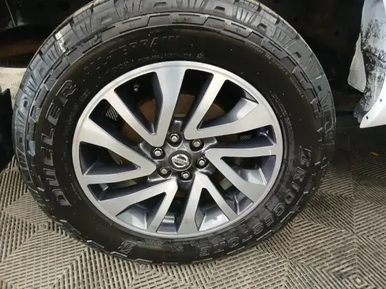 NISSAN NP300 NAVARA III - voiture d'occasion - Photo 24