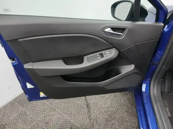 RENAULT CLIO V - voiture d'occasion - Photo 19