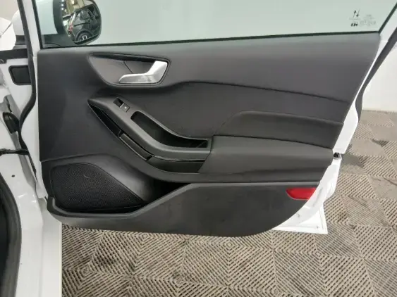 FORD FIESTA VII - voiture d'occasion - Photo 20