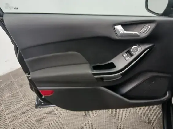 FORD FIESTA VII - voiture d'occasion - Photo 19