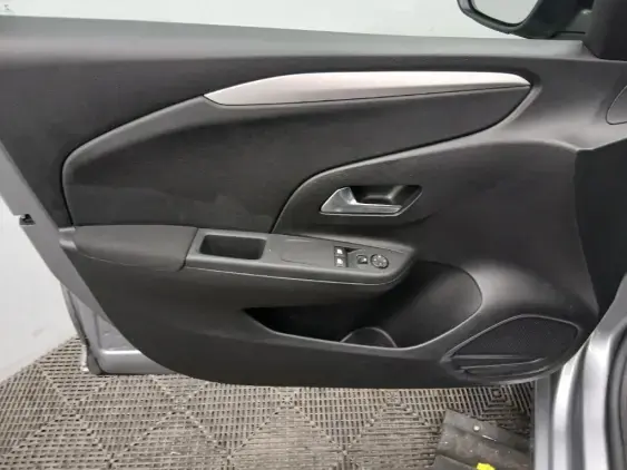OPEL CORSA F - voiture d'occasion - Photo 19