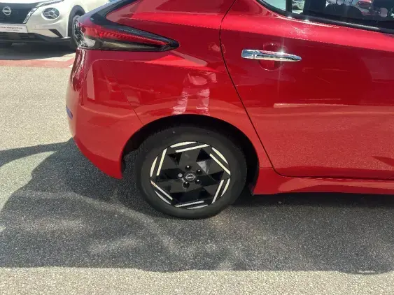 NISSAN LEAF II - voiture d'occasion - Photo 23