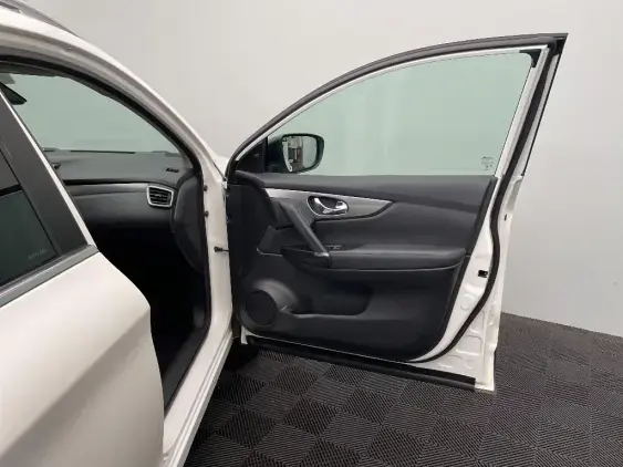 NISSAN QASHQAI II - voiture d'occasion - Photo 20