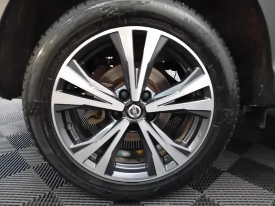 NISSAN QASHQAI II - voiture d'occasion - Photo 25