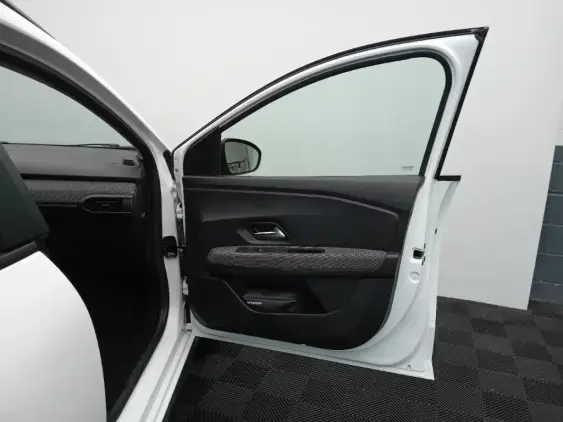 DACIA JOGGER - voiture d'occasion - Photo 19