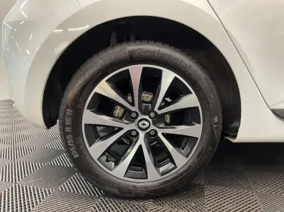 RENAULT CLIO V - voiture d'occasion - Photo 25