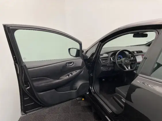 NISSAN LEAF II - voiture d'occasion - Photo 19