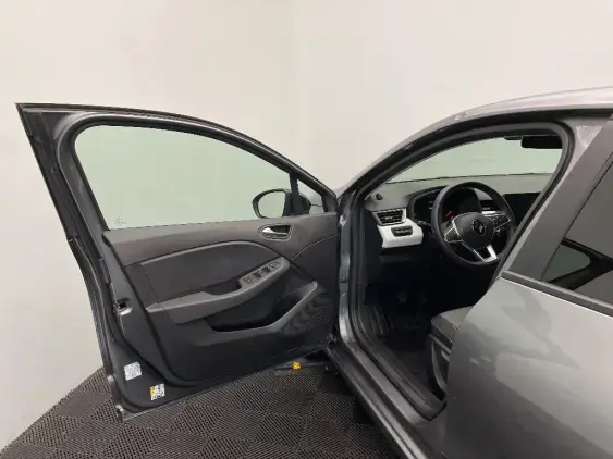 RENAULT CLIO V - voiture d'occasion - Photo 19