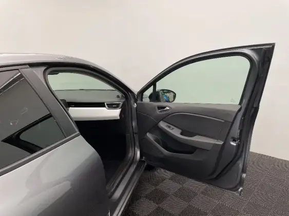 RENAULT CLIO V - voiture d'occasion - Photo 20