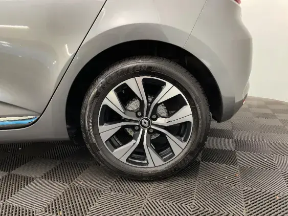 RENAULT CLIO V - voiture d'occasion - Photo 24