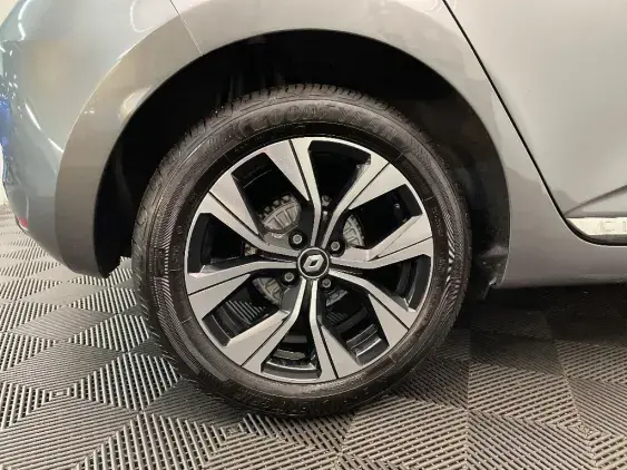 RENAULT CLIO V - voiture d'occasion - Photo 25