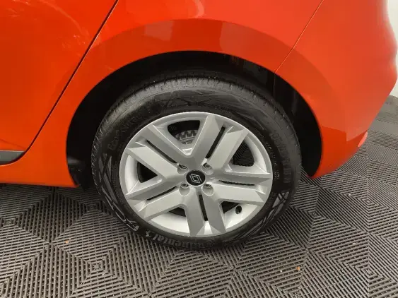 RENAULT CLIO V - voiture d'occasion - Photo 24