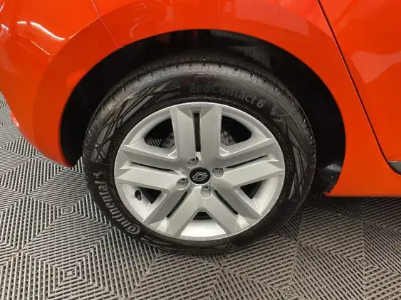 RENAULT CLIO V - voiture d'occasion - Photo 25