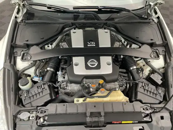 NISSAN 370Z - voiture d'occasion - Photo 20