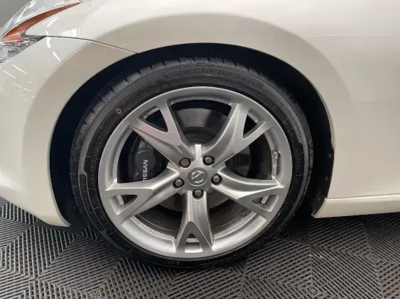 NISSAN 370Z - voiture d'occasion - Photo 22