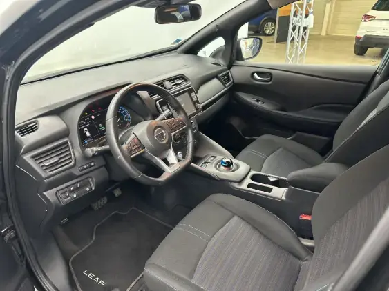 NISSAN LEAF II - voiture d'occasion - Photo 17